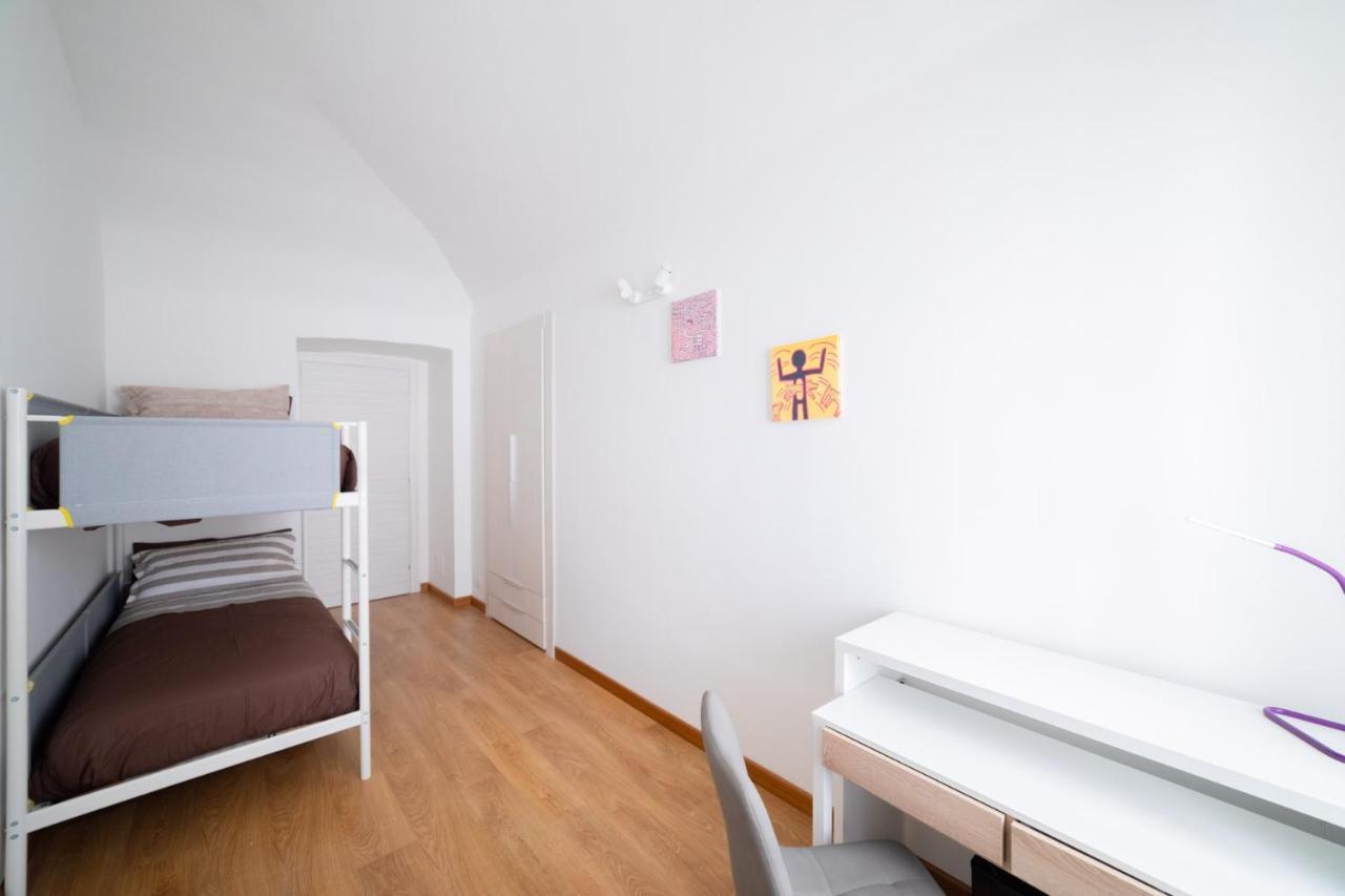 To.Sta Bwithoutb Home Sharing Nel Centro Di Torino Exterior photo